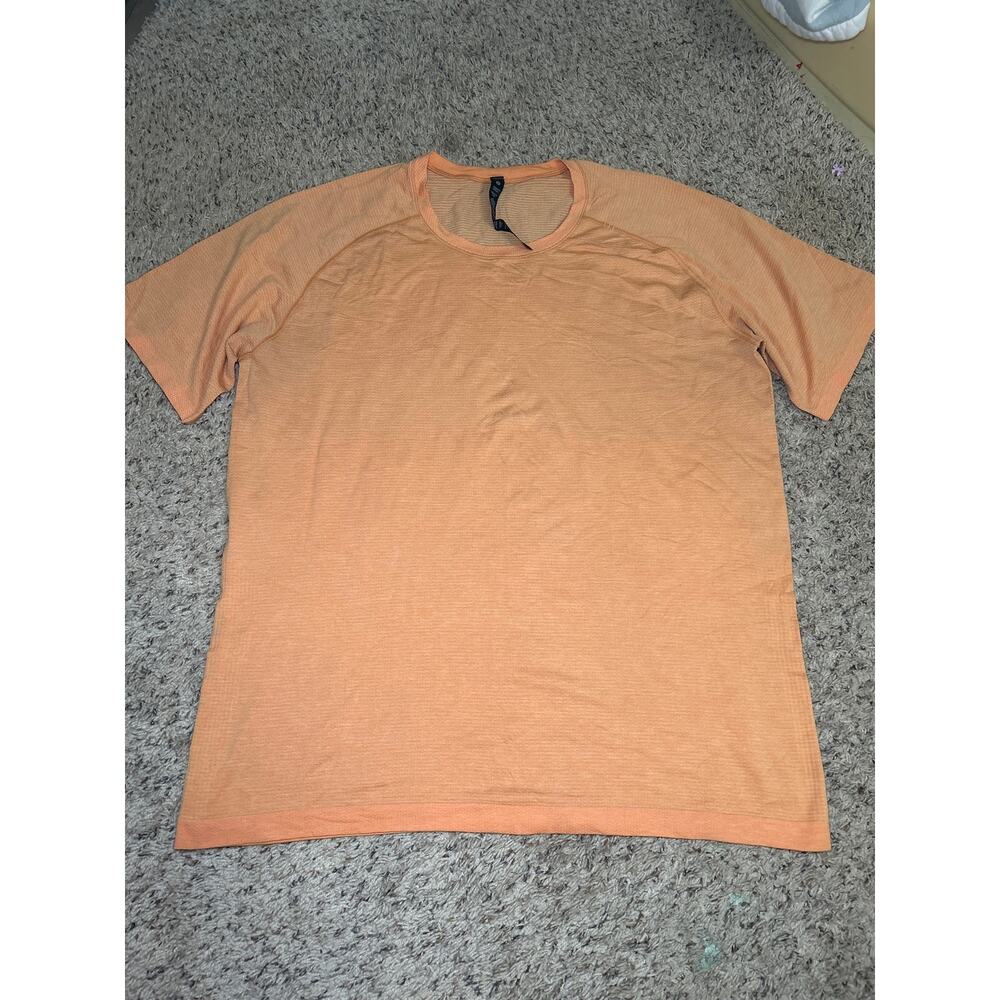 Lululemon men’s xxl orange shirt